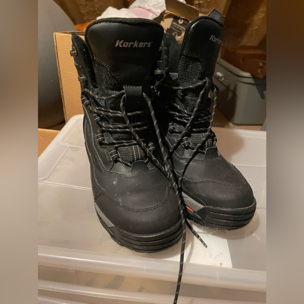Men’s Korkers Snow boots Size 11